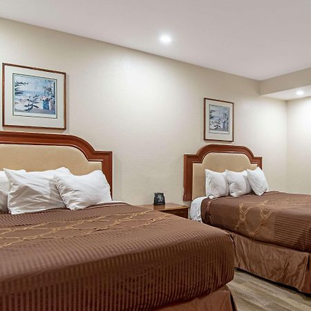 Rodeway Inn Near Maingate Knott'S Buena Park Bagian luar foto
