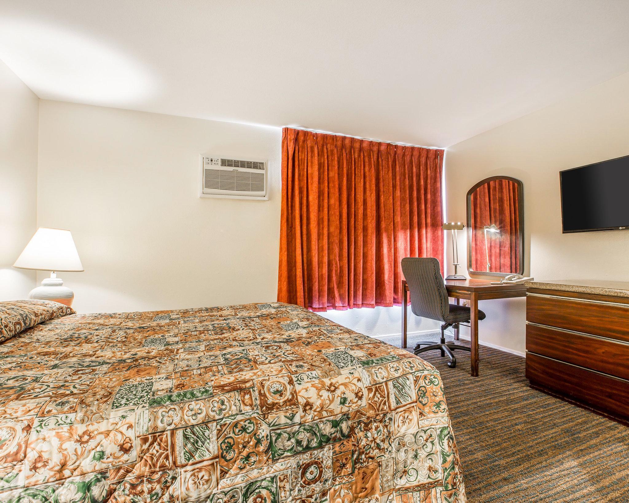 Rodeway Inn Near Maingate Knott'S Buena Park Bagian luar foto
