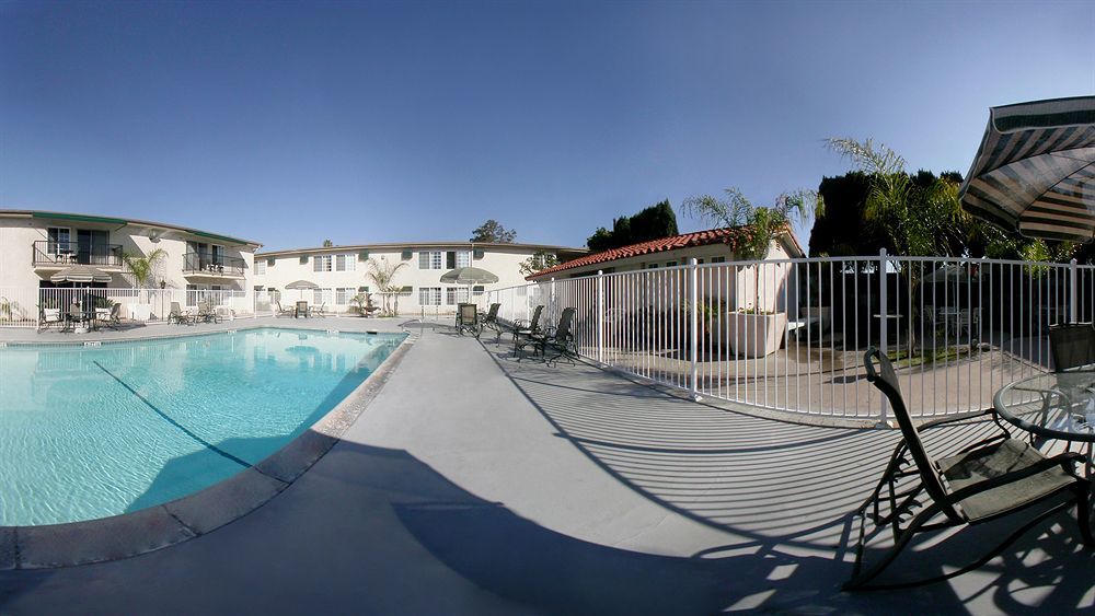 Rodeway Inn Near Maingate Knott'S Buena Park Bagian luar foto